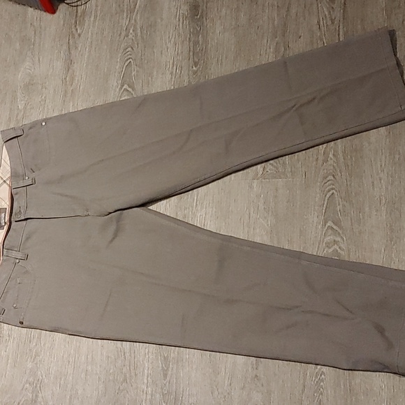 Kenneth Cole Pants 40 x 30 - Picture 3 of 4